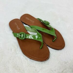 Colin Stuart Green and Brown Women's faux leather buckle Sandals size 10